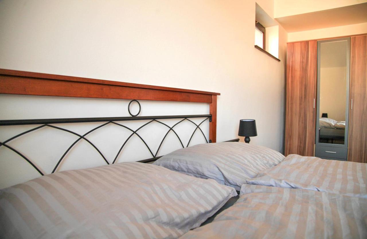 Apartment Vila Aston Vel'ka Lomnica Exteriör bild